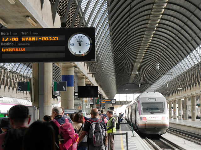 スペイン新幹線でセビーリャからグラナダへ・・・ リタイヤ親父スペイン一人旅